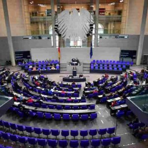 Spia russa al Bundestag (il parlamento tedesco): rinviato a giudizio a Berlino