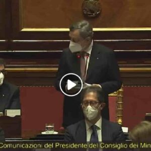 Lapsus di Draghi al Senato sui ricoveri in terapia intensiva, Giorgetti lo corregge in diretta VIDEO