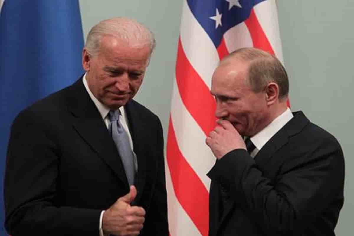 Putin risponde a Joe Biden: "Le auguro buona salute. Assassino? Chi lo dice sa di esserlo"