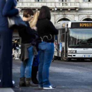 Sciopero rider e bus: gli strizzati provano lo sciopero, i garantiti al centesimo venerdì sciopero