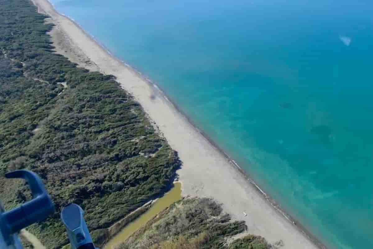 Riaperture il 2 giugno e isole Covid free: l'idea del ministro Garavaglia per far ripartire il turismo