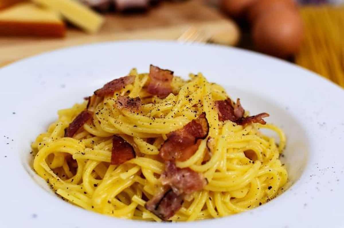 Senza Fondo, a Roma apre il primo all you can eat di cucina romana: 19,50 € a pranzo, 25,50€ dopo le 18