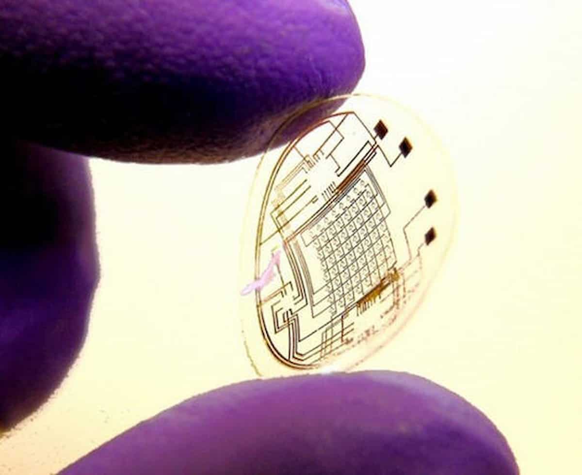 Pentagono microchip sottopelle