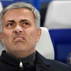 Mourinho esonerato dal Tottenham: la squadra è settima in Premier League, ora arriva Sarri?
