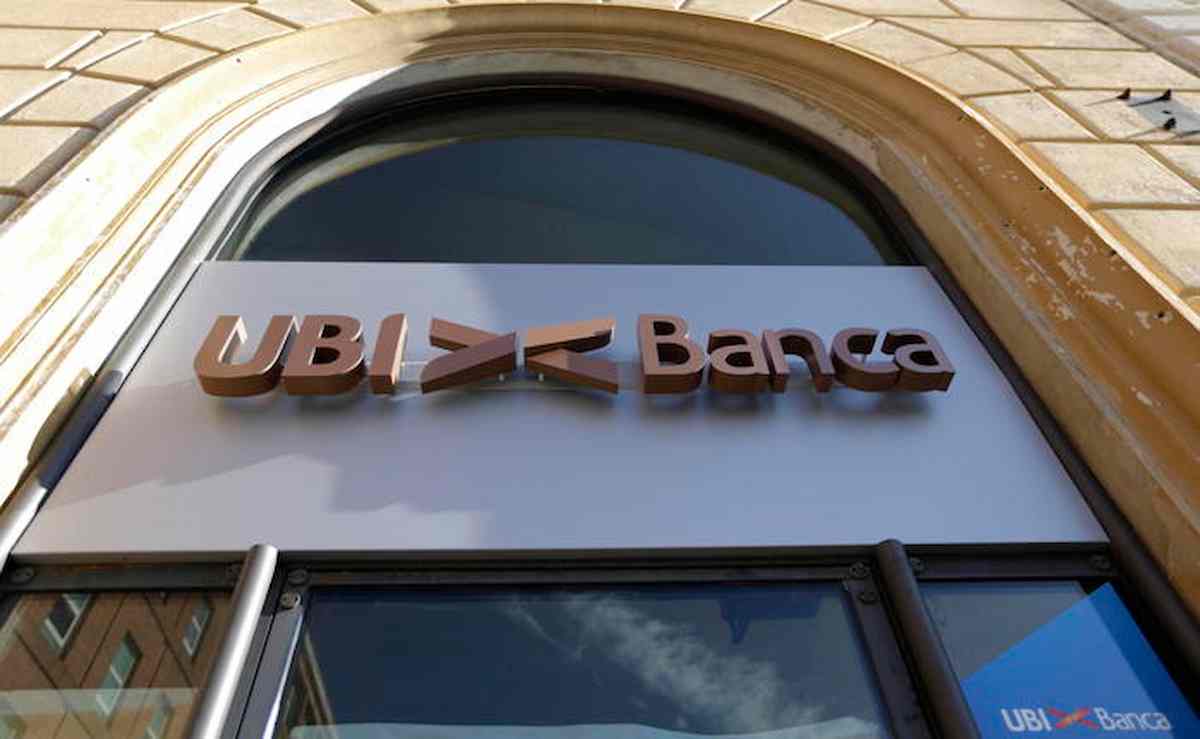 Ubi Banca diventa Intesa Sanpaolo: spariscono filiali, migrano conti correnti. Cosa cambia per i clienti