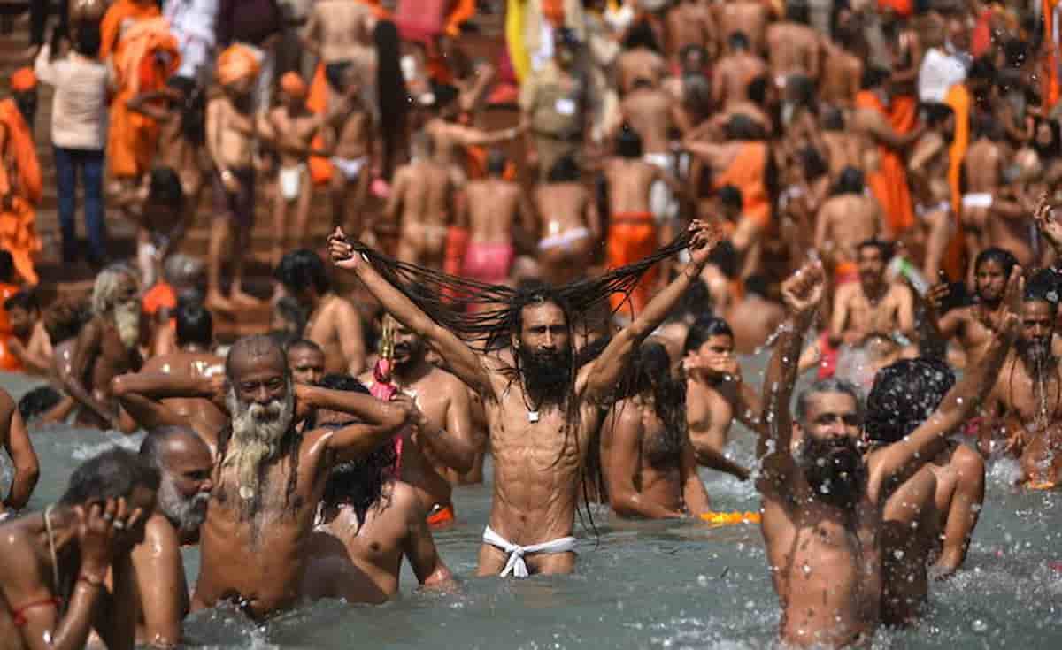 Variante indiana Covid in Veneto: i contagiati erano rientrati dal pellegrinaggio nel Gange del Kumbh Mela