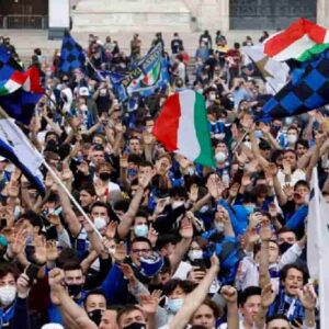 Festa scudetto Inter in piazza nonostante il Covid, secondo gli esperti ci sarà un aumento dei casi