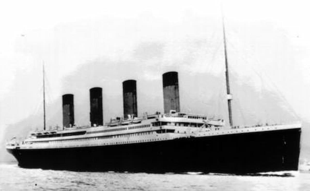 Titanic, spunta biglietto datato 13 aprile 1912: sarebbe stato lanciato dal ponte poco prima che la nave affondasse