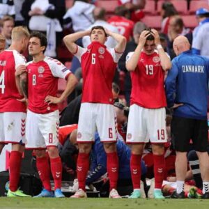 Eriksen, Uefa ha detto alla Danimarca giocate o perdete 3-0? La denuncia di Schmeichel