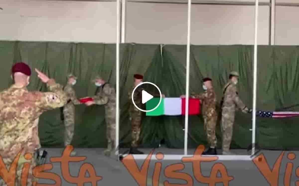 Herat, bandiera tricolore ammainata VIDEO Dopo 20 anni i militari italiani lasciano l'Afghanistan