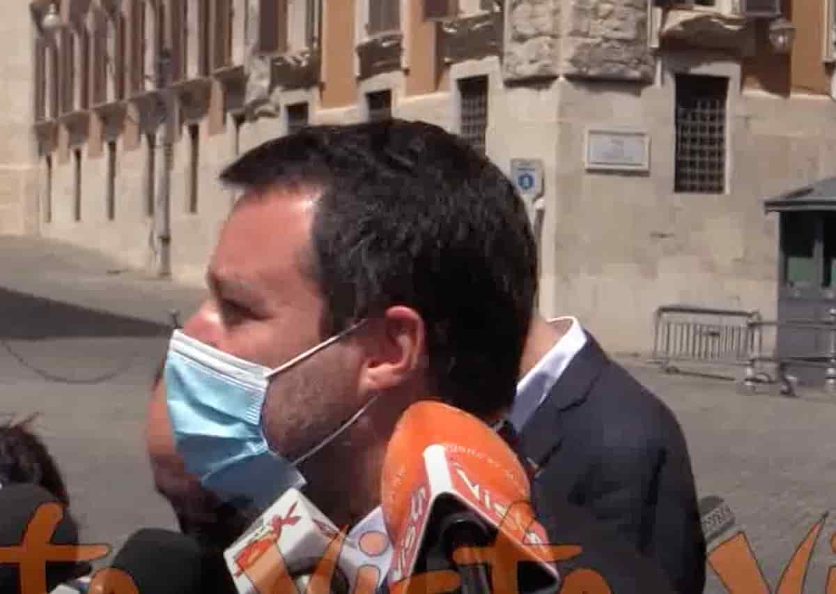 Salvini, dalle mascherine alle discoteche: "Liberiamo gli italiani dal bavaglio. Lo stato d'emergenza? Nei fatti non c'è" VIDEO