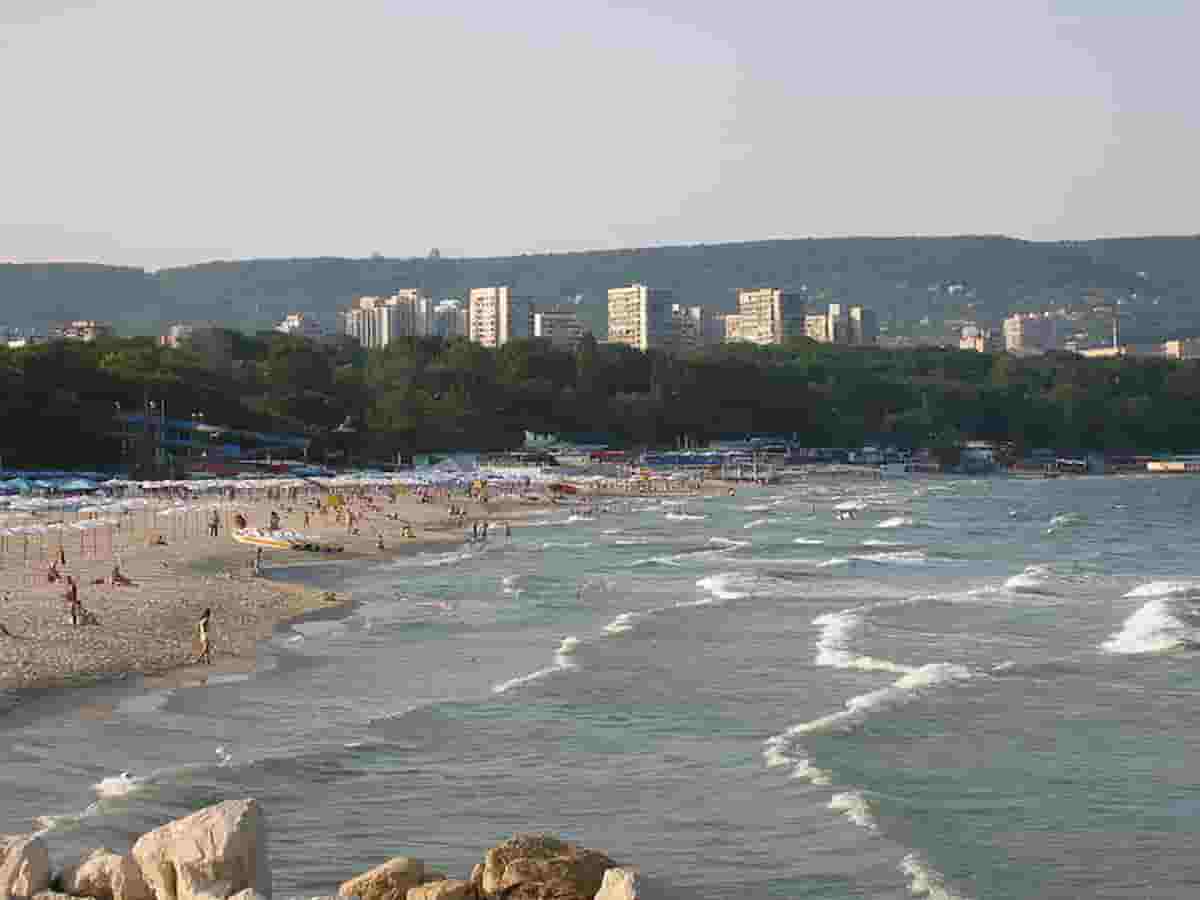 Perla del mar Nero, Varna si libera dal passato di base navale sovietica, porta la Bulgaria vicino all'occidente