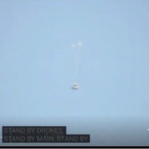 Jeff Bezos, video dell'atterraggio di Blue Origin: volo riuscito, 11 minuti nello spazio