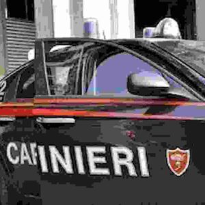 Catania, metronotte spara contro furgone in fuga: un ferito in condizioni gravi, illesa la seconda persona a bordo