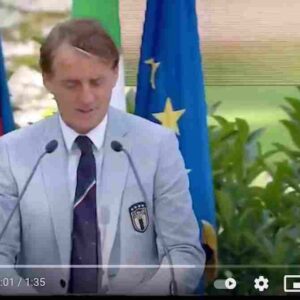 Roberto Mancini al Quirinale: "La Nazionale ha scritto una delle pagine sportive più belle" VIDEO