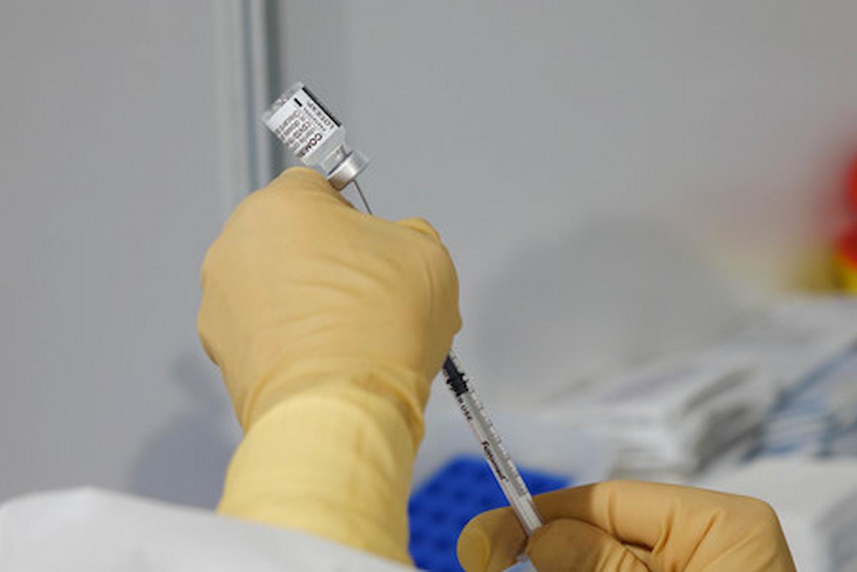 Coronavirus, l'allarme dell'Oms: "In arrivo varianti più pericolose di quella Delta, pandemia non è finita"