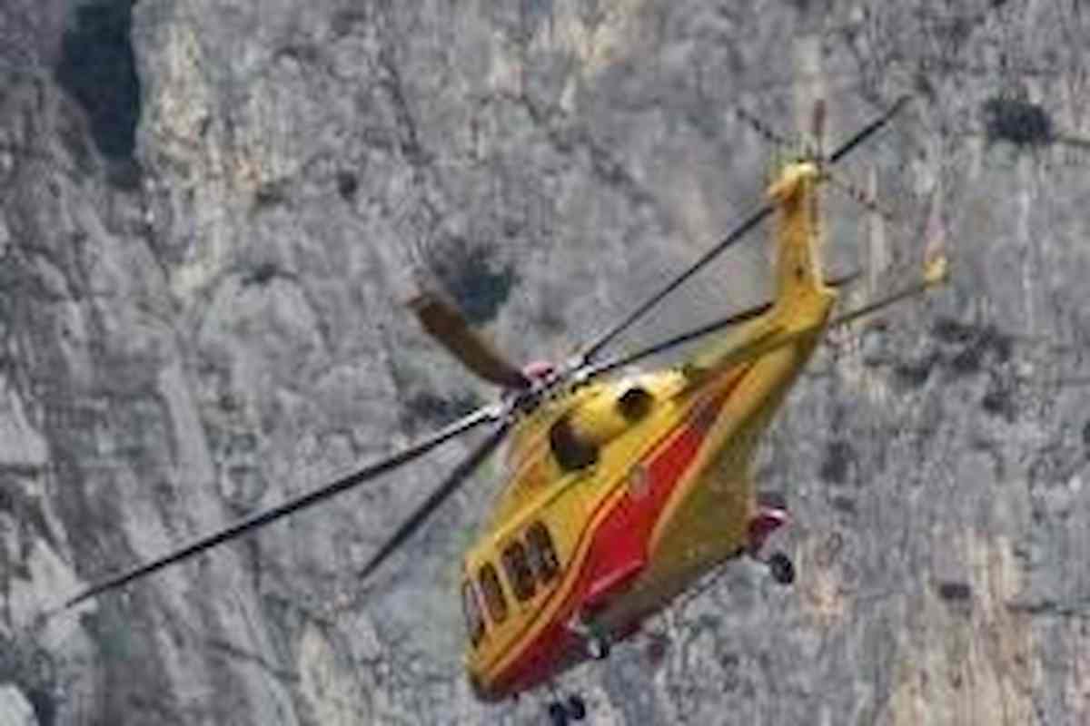 Val di Fassa, precipita in cordata per 40 metri: morto alpinista romano di 25 anni