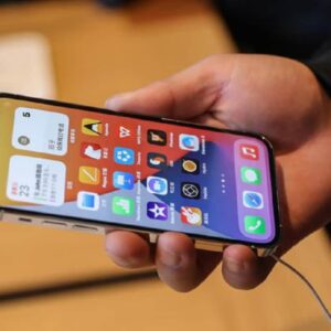 Apple controllerà tutte le foto salvate sul cellulare: caccia a materiale pedopornografico