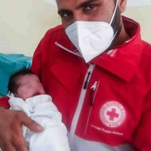 Hina è nata a Sulmona: il padre fucilato in Afghanistan, la madre rifugiata a Roccaraso