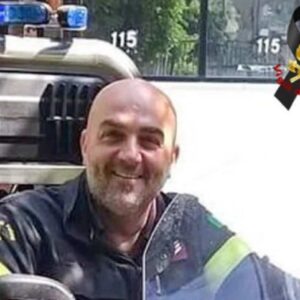 Maurizio Femina, vigile del fuoco morto a causa del Covid a Napoli: aveva 46 anni
