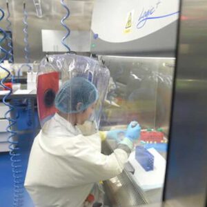 Origine del coronavirus, Oms: "Paziente zero forse un ricercatore del laboratorio di Wuhan"
