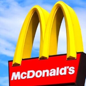 McDonald's assume diplomati: le figure ricercate, i requisiti e come fare domanda