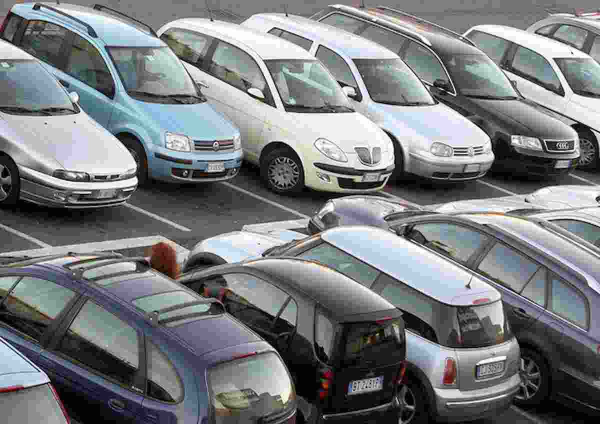 Ecobonus per acquisto auto usate a basse emissioni, martedì al via le prenotazioni