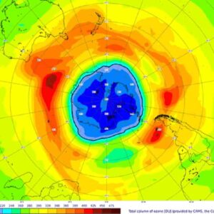 Buco dell'ozono, ora è più grande dell'Antartide. I dati del satellite Sentinel 5P