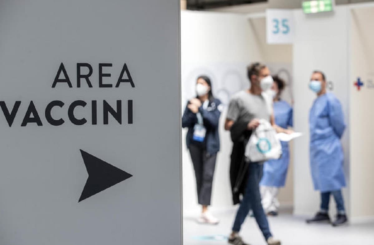 Covid, sono ancora 3,4 milioni gli over 50 non vaccinati in Italia