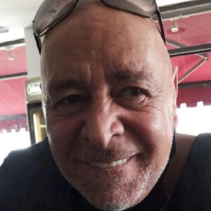Massimo Manni, regista tv trovato morto nella sua casa a Roma: si indaga per omicidio