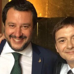 Caso Morisi, Salvini "disgustato dalla schifezza mediatica": puri solo sui social, ora addio citofonate