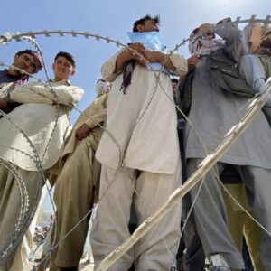 Talebani tornano alle esecuzioni per assassini e amputazioni per ladri: era prevedibile...