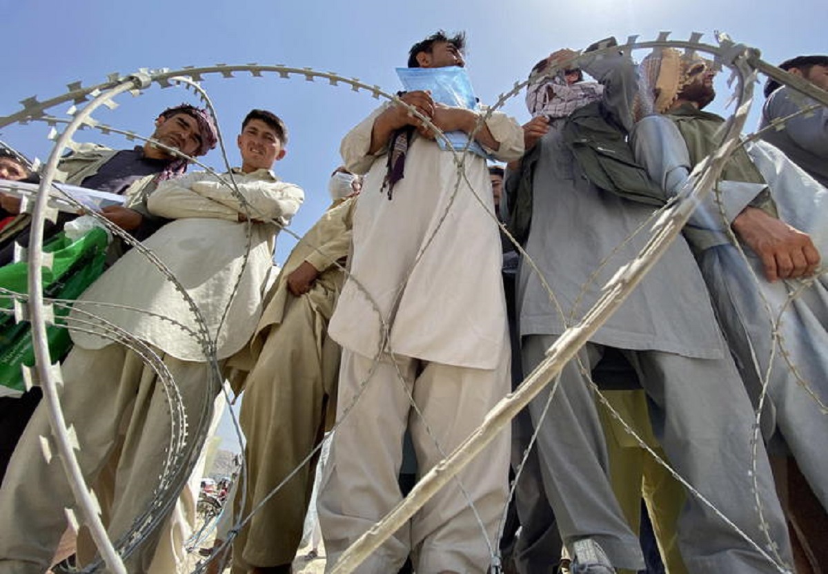 Talebani tornano alle esecuzioni per assassini e amputazioni per ladri: era prevedibile...