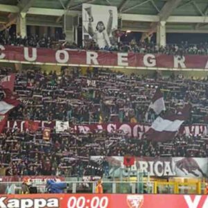 Torino, gli ultras non andranno allo stadio per il derby per protestare contro il Green Pass