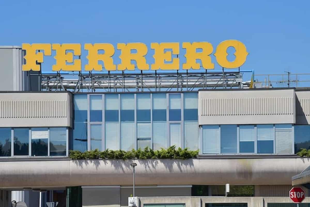 Ferrero assume diplomati e laureati: le figure ricercate, i requisiti e come fare domanda