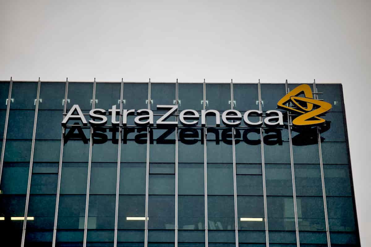 AstraZeneca chiede l'ok della Fda alla terapia per prevenire il Covid: "Sintomi ridotti del 77%"