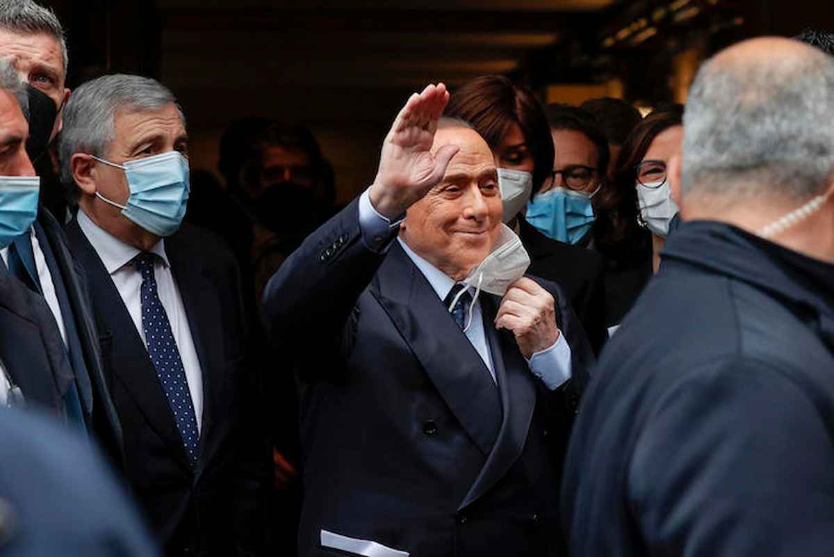 Berlusconi: "Mario Draghi al Quirinale? Meglio premier". E sulla Gelmini: "Dice cose fuori dalla realtà"