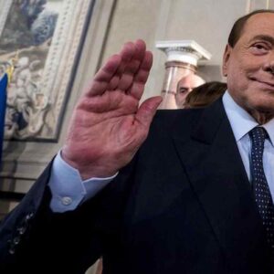 Ruby Ter, Berlusconi e il pianista di Arcore Danilo Mariani assolti a Siena perché il fatto non sussiste