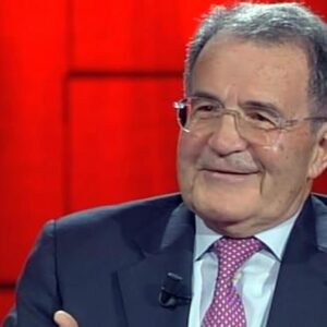 Chi è Romano Prodi, ospite di Propaganda: Iri, premier, l'ultimo libro, vita privata, moglie, figli