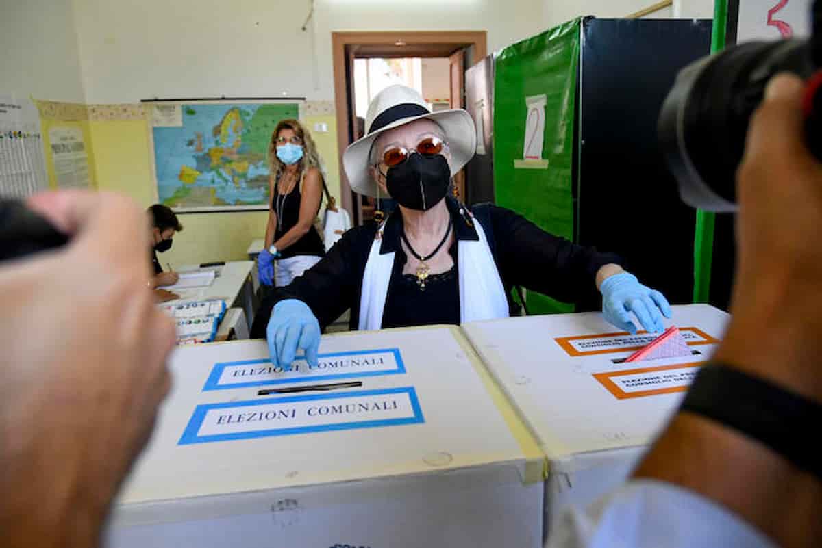 Exit poll elezioni comunali a Roma, Milano, Torino, Napoli e Bologna: le prime proiezioni