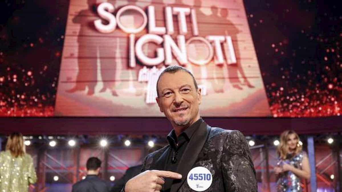 I Soliti Ignoti non va in onda mercoledì 6 ottobre 2021: Amadeus lascia il posto alla partita dell'Italia