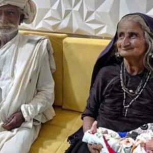 india partorisce a 70 anni