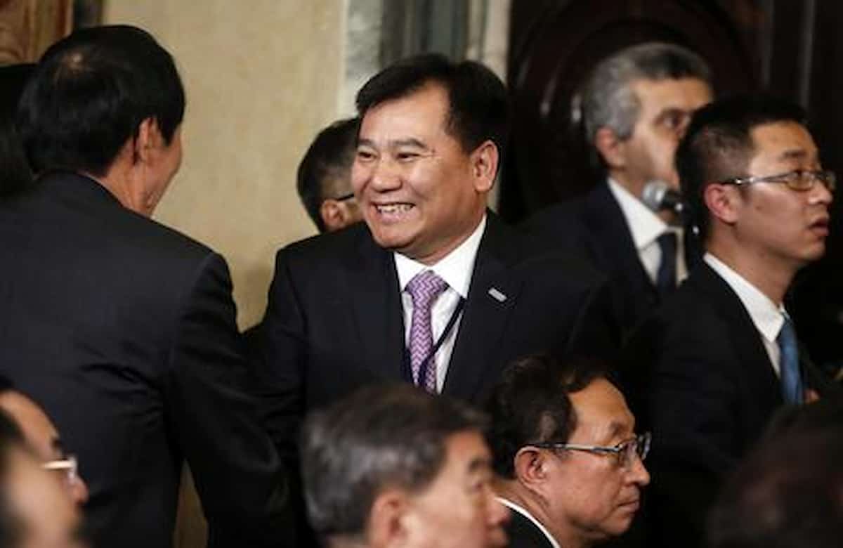 Inter, Zhang lascia agli arabi? La trattativa con il fondo sovrano saudita Pif che offre un miliardo