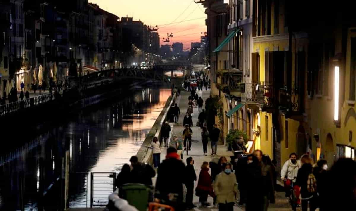 Roma, Torino, Catania...quanti anni di vita restano alle città italiane? Solo da 60 a 103. Tranne Milano e l'Emilia