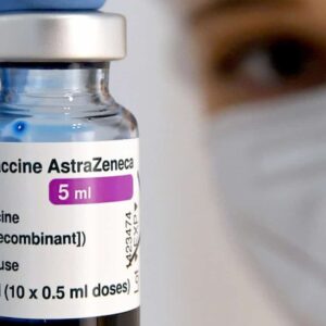 "Il Covid diventerà un comune raffreddore": la tesi di Sarah Gilbert, la scienziata del vaccino AstraZeneca