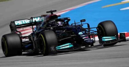 Formula 1, debutto in Qatar (domenica 21 novembre ore 15.00). Verstappen e Hamilton, duello a temperatura elevata