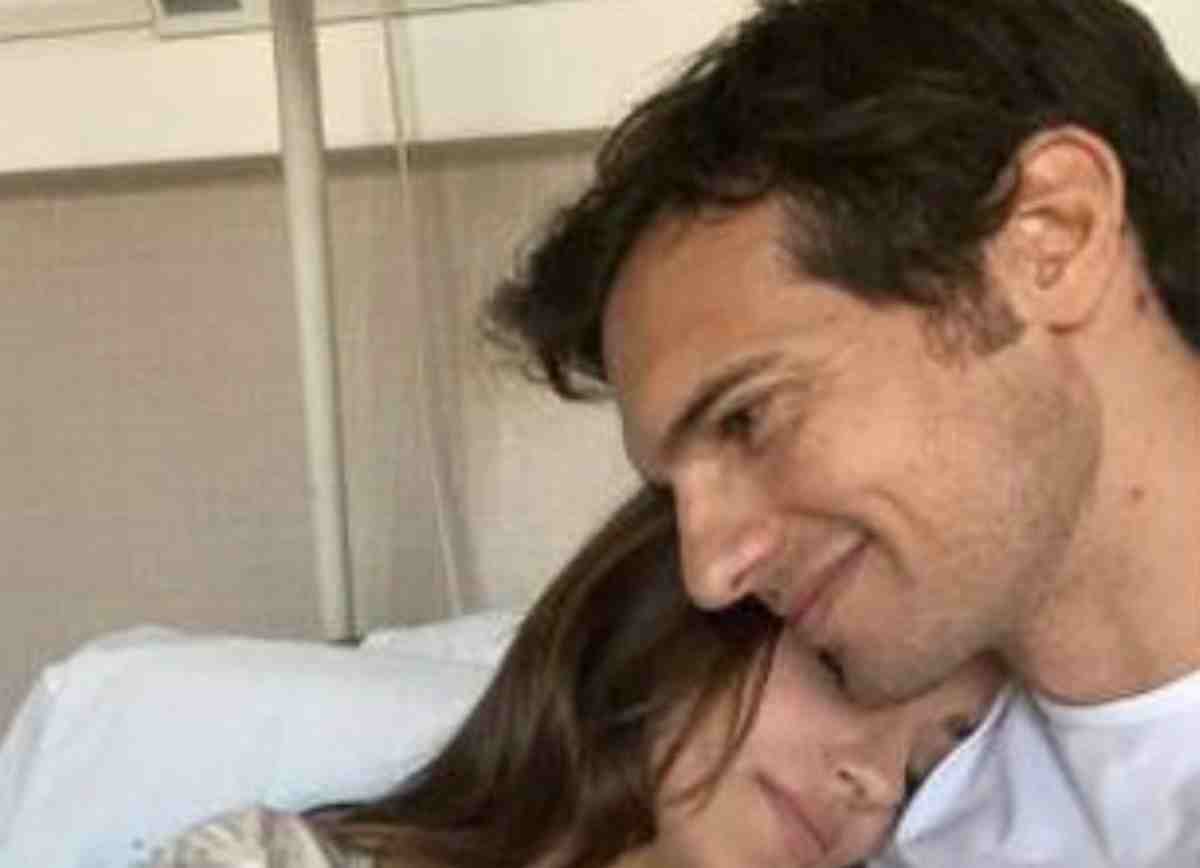 Riccardo Pozzoli (ex di Chiara Ferragni) è diventato papà, la moglie Gabrielle Caunesil ha partorito il piccolo Romeo