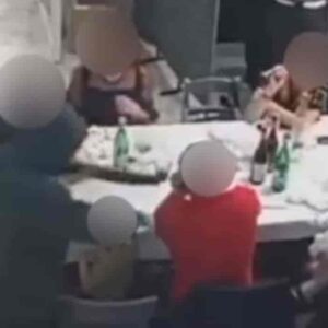 Casavatore, rapina con kalashnikov al ristorante: arrestati i tre che puntarono le armi sui bambini