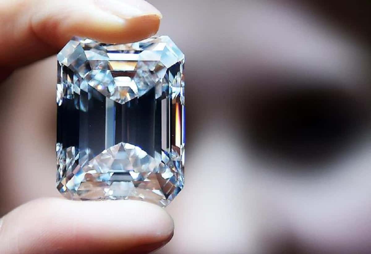 La pensionata e il diamante da 2.400.000 euro: non ne conosceva il valore, stava per buttarlo