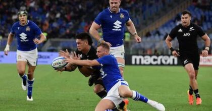 Rugby, Italia Ko ma a testa alta con i marziani All Blacks, l’Olimpico di Roma ha applaudito gli azzurri